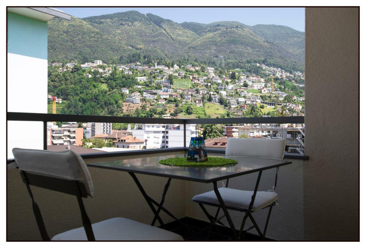 Schoene Ferienwohnung Mit Panoramablick 로카르노 외부 사진
