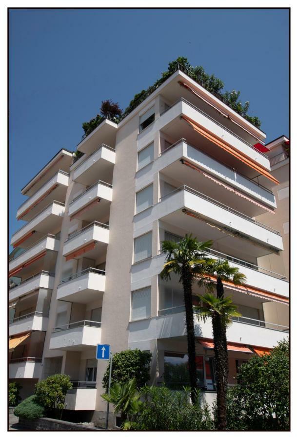 Schoene Ferienwohnung Mit Panoramablick 로카르노 외부 사진