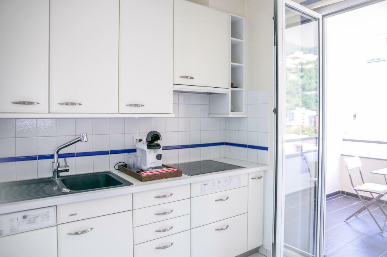 Schoene Ferienwohnung Mit Panoramablick 로카르노 외부 사진