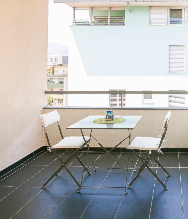 Schoene Ferienwohnung Mit Panoramablick 로카르노 외부 사진